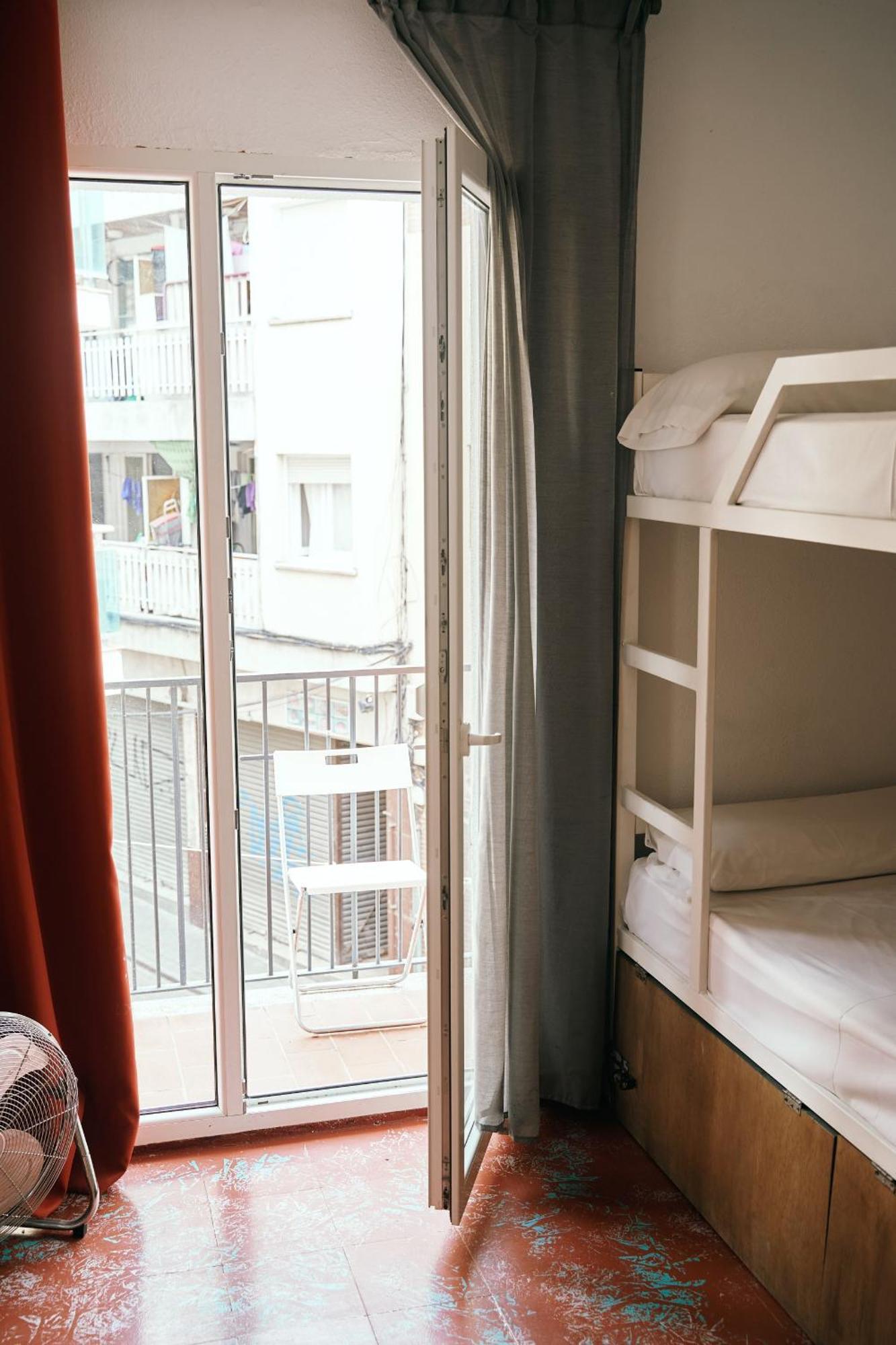 Hostel Lagom New, 5 Min Walk From The Sea