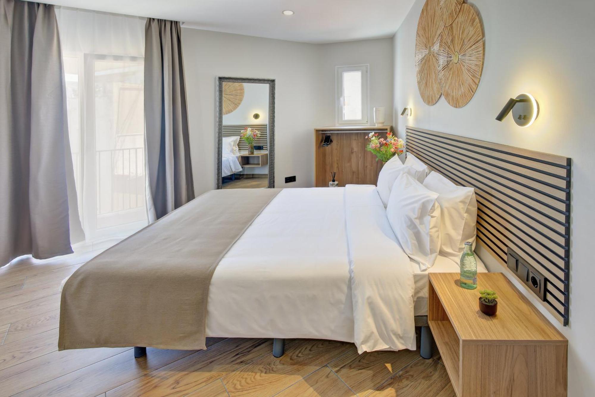 Lagom New, 5 Min Walk From The Sea Hostel Lloret de Mar