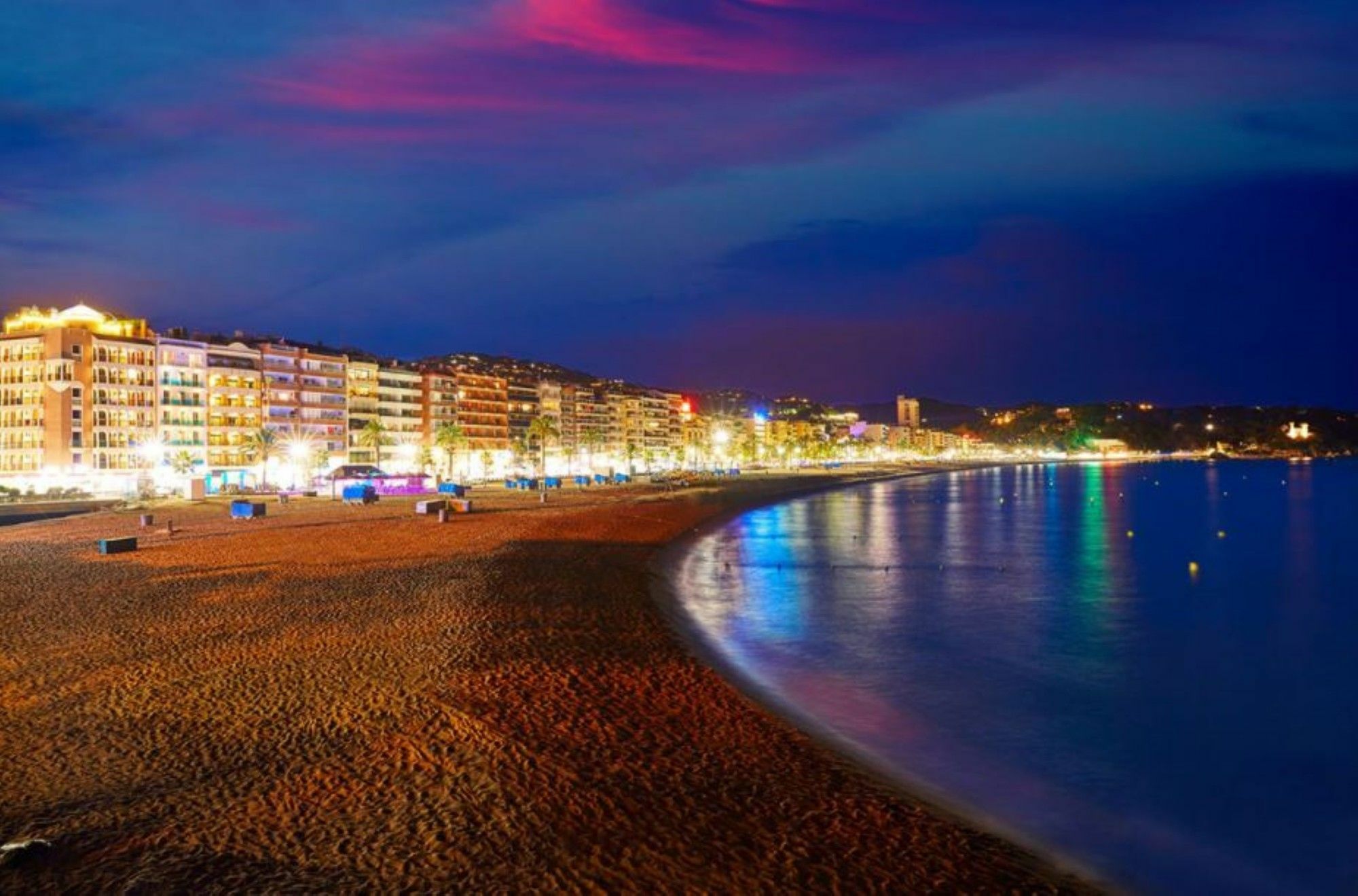 In - 104836 By Mo Lloret de Mar