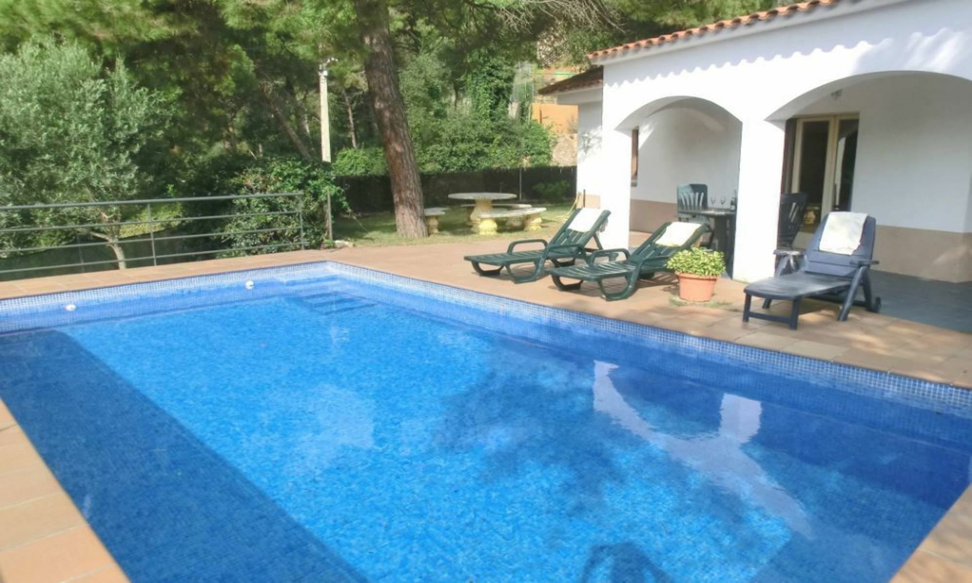 In - 104836 By Mo Villa Lloret de Mar