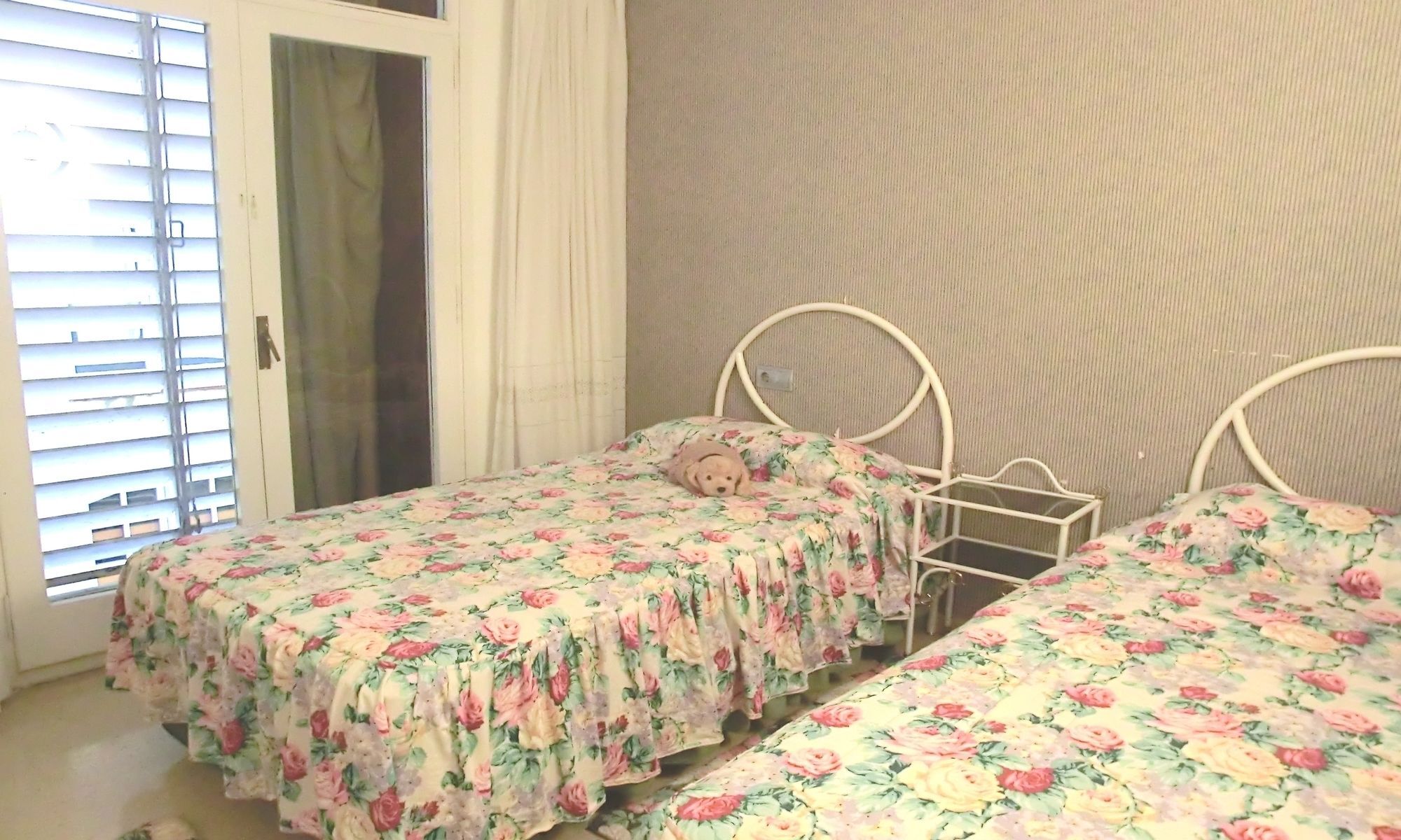 104655 - In Apartment *