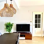 Seahomes Vacations, Fenals Beach&Chic, Pk, Top Apartment Full Equipped