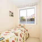 Precioso Apartamento Con Piscina Y Jardin Propio