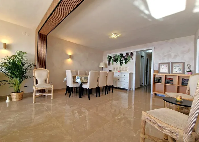 Lloret Paradise Apartments