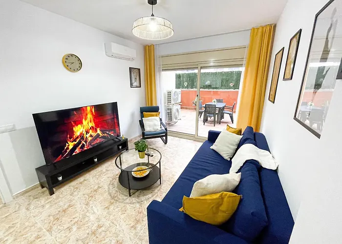 Yellow Apartment Lloret