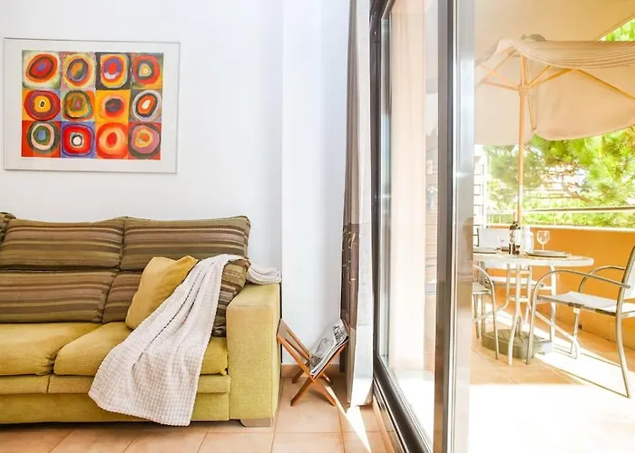 Al47 Spacious Apartment Near Fenals Beach