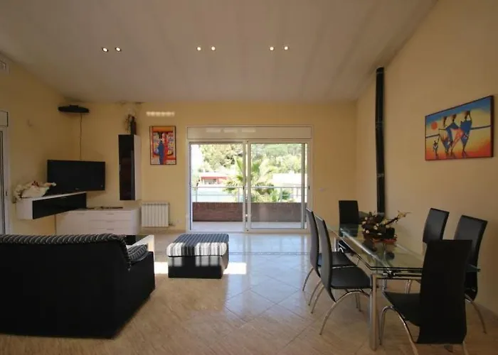 Club Villamar - Maika