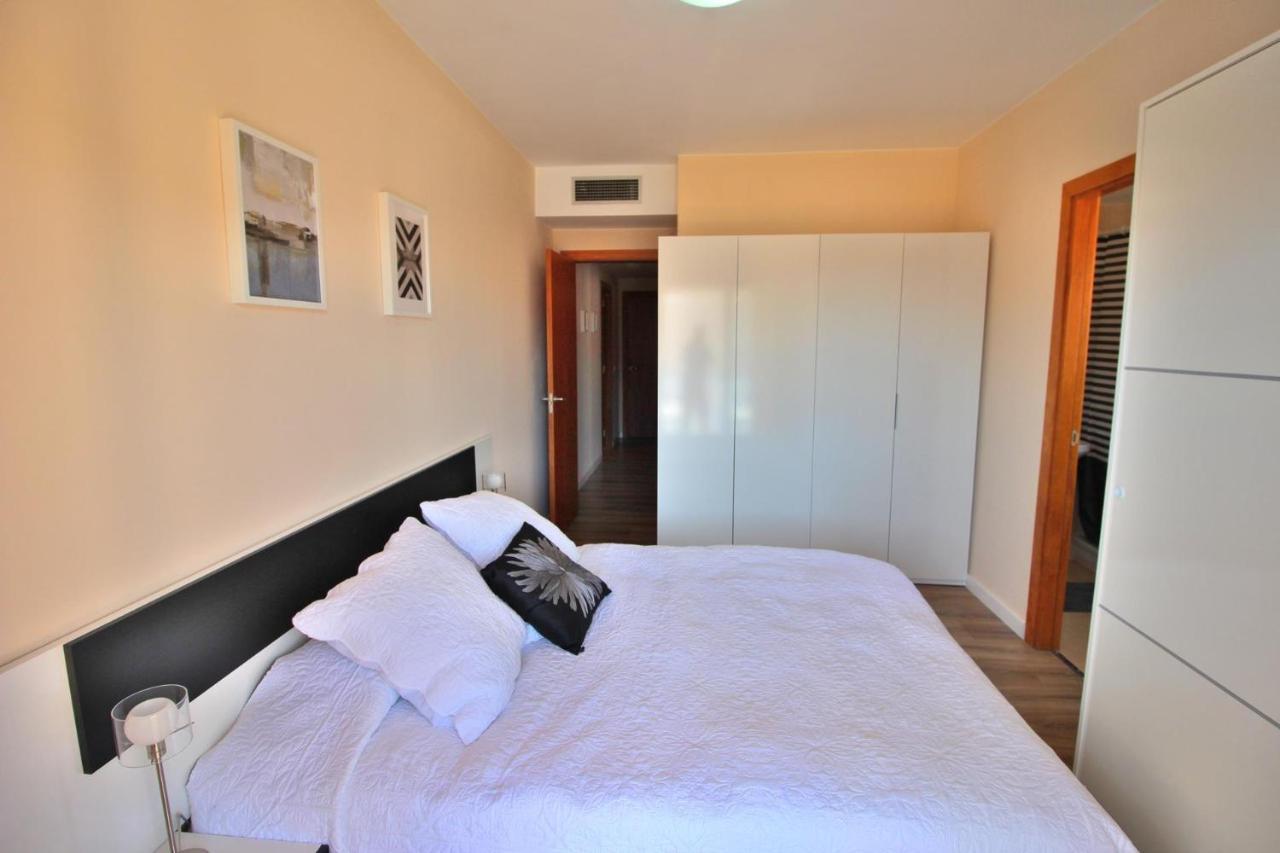 Al15 - 1 Familias A 300 M Playa Fenals Apartment