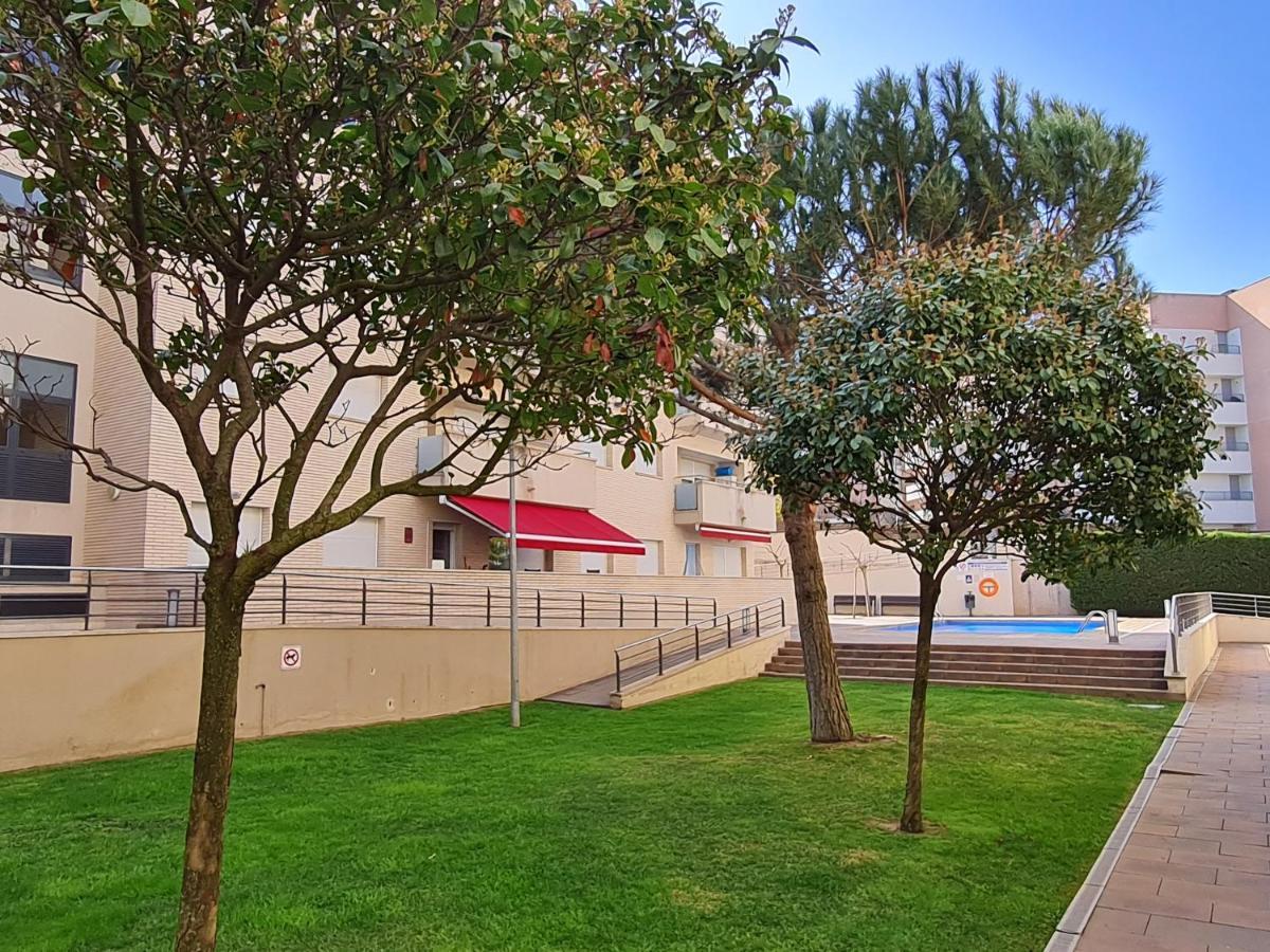 Comfortable With A Swimming Pool, 250m To The Sea. * Lloret de Mar