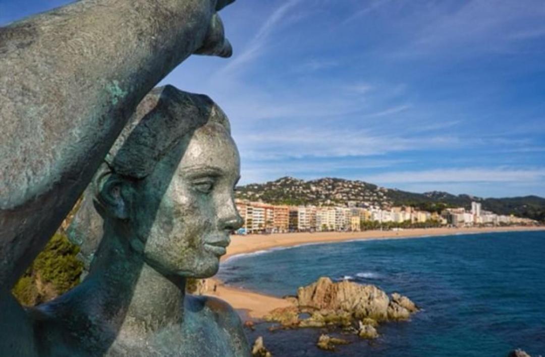 Seahomes Vacations, Beach&pool, In Fenals * Lloret de Mar