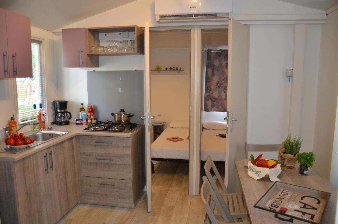 Campsite Happy Camp Mobile Homes In Senia Cala Canyelles