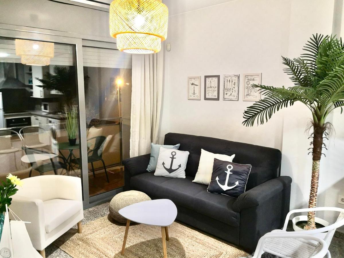 Appartement Seahomes Vacations, Beach&pool, In Fenals *