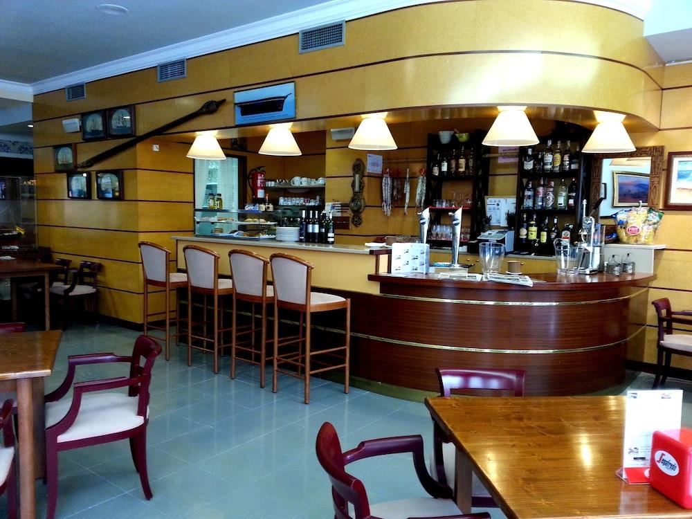 Del Mar Hotel 2*