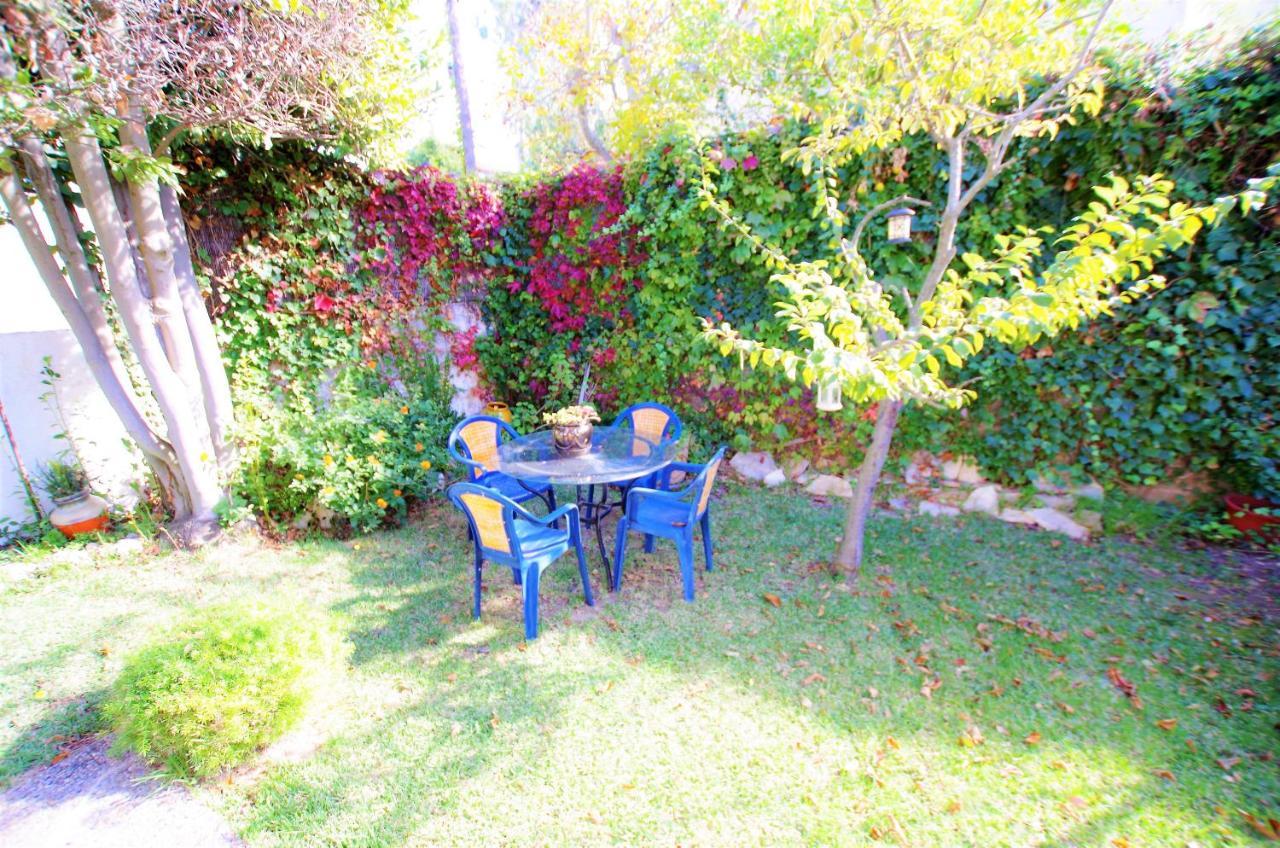 V&v Lloret - Elsa: Luxurious 10-person With Dual Pools And Lush Garden * Lloret de Mar