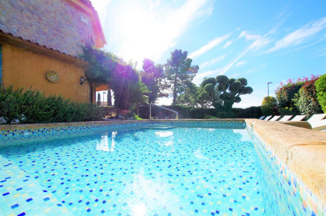 V&v Lloret - Elsa: Luxurious 10-person With Dual Pools And Lush Garden * Lloret de Mar