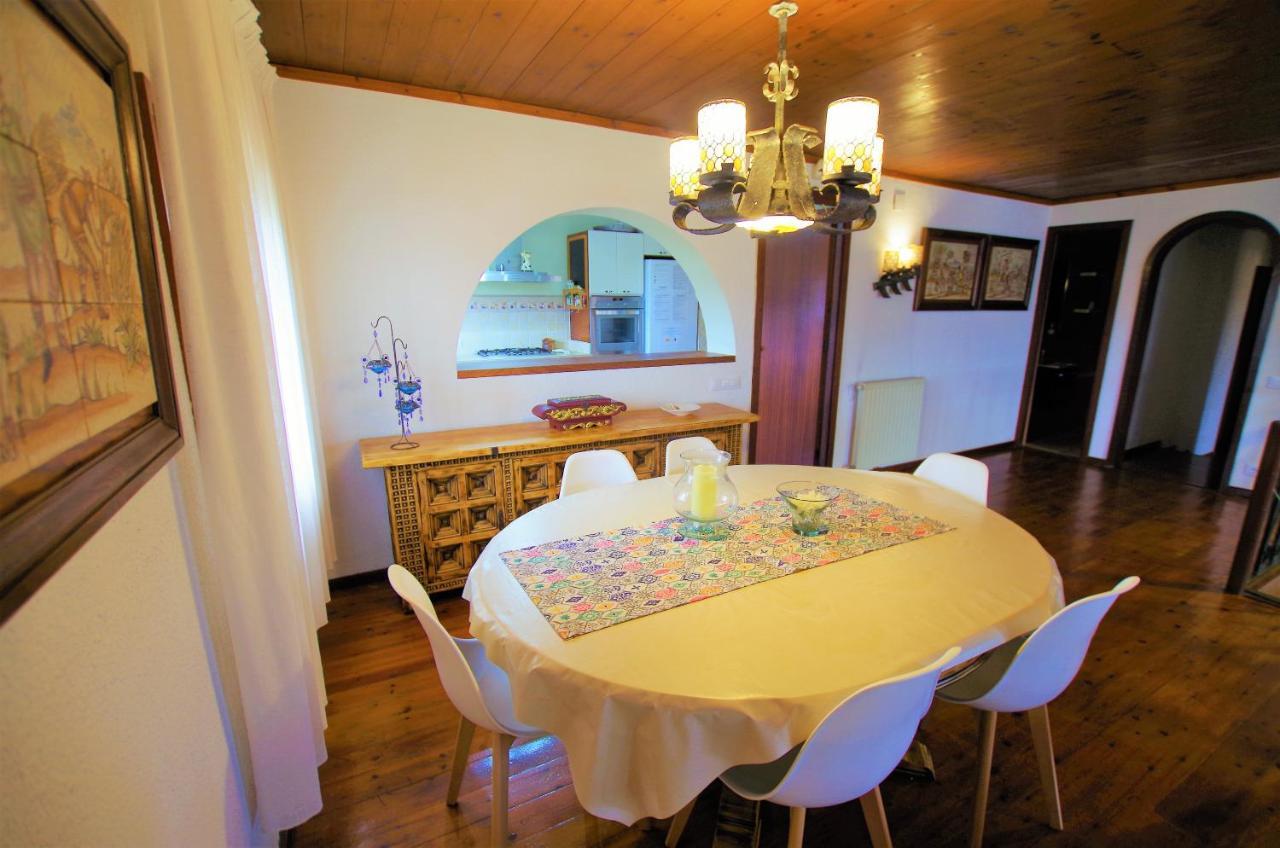 V&v Lloret - Elsa: Luxurious 10-person With Dual Pools And Lush Garden Villa