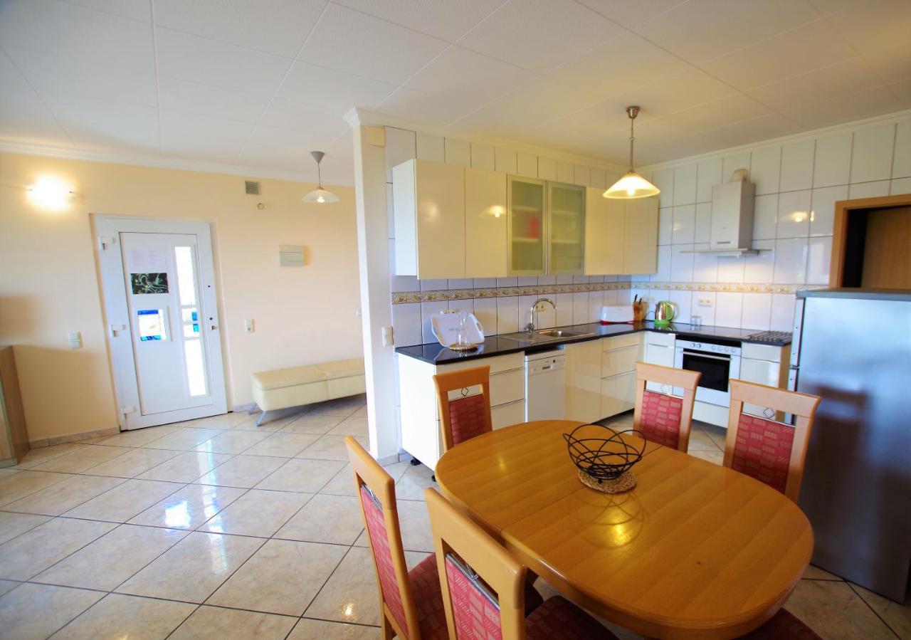 Villa Christine: Luxurious 17-person With Pool And Barbecue Lloret de Mar
