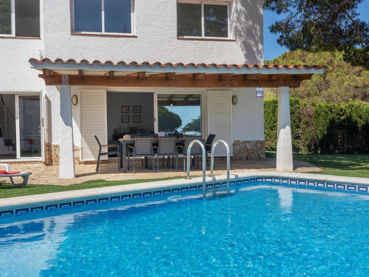 Neus By Interhome * Lloret de Mar