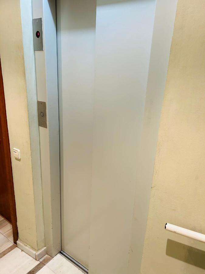 Apartamento Centrico A 150 Metros De La Playa. Parking* Lloret de Mar