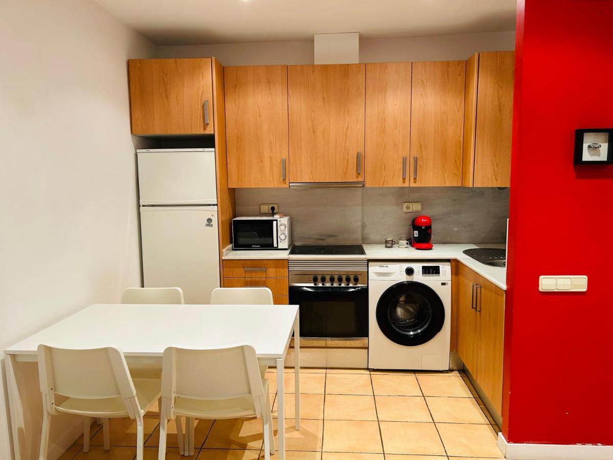 Centrico A 150 Metros De La Playa. Parking* Apartamento