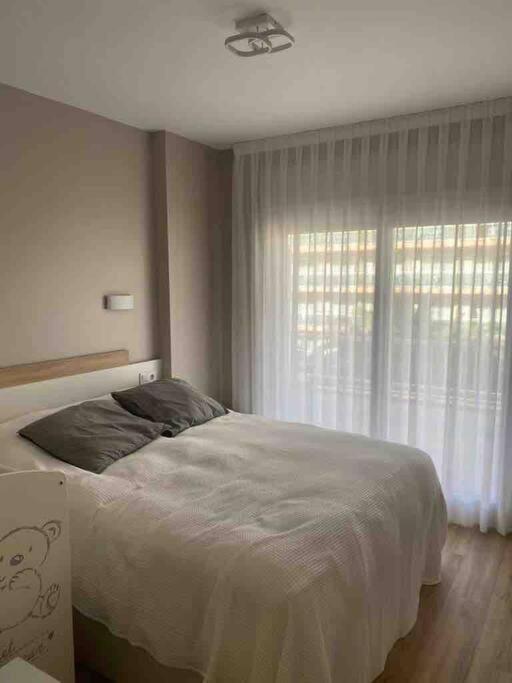 Appartement Lujoso Piso Enfrente De Playa De Fenals, 2 Terrazas Lloret de Mar
