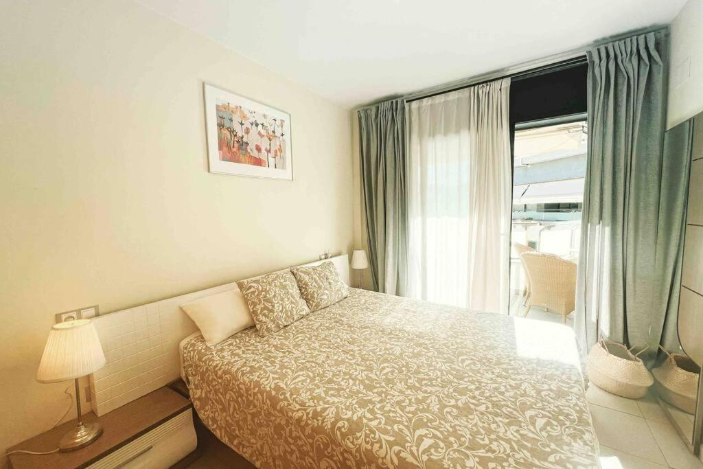 Con Piscina Y Parking Mas Blau Appartement