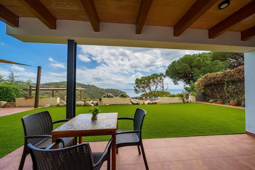 Mitjorn Cala Canyelles Villa