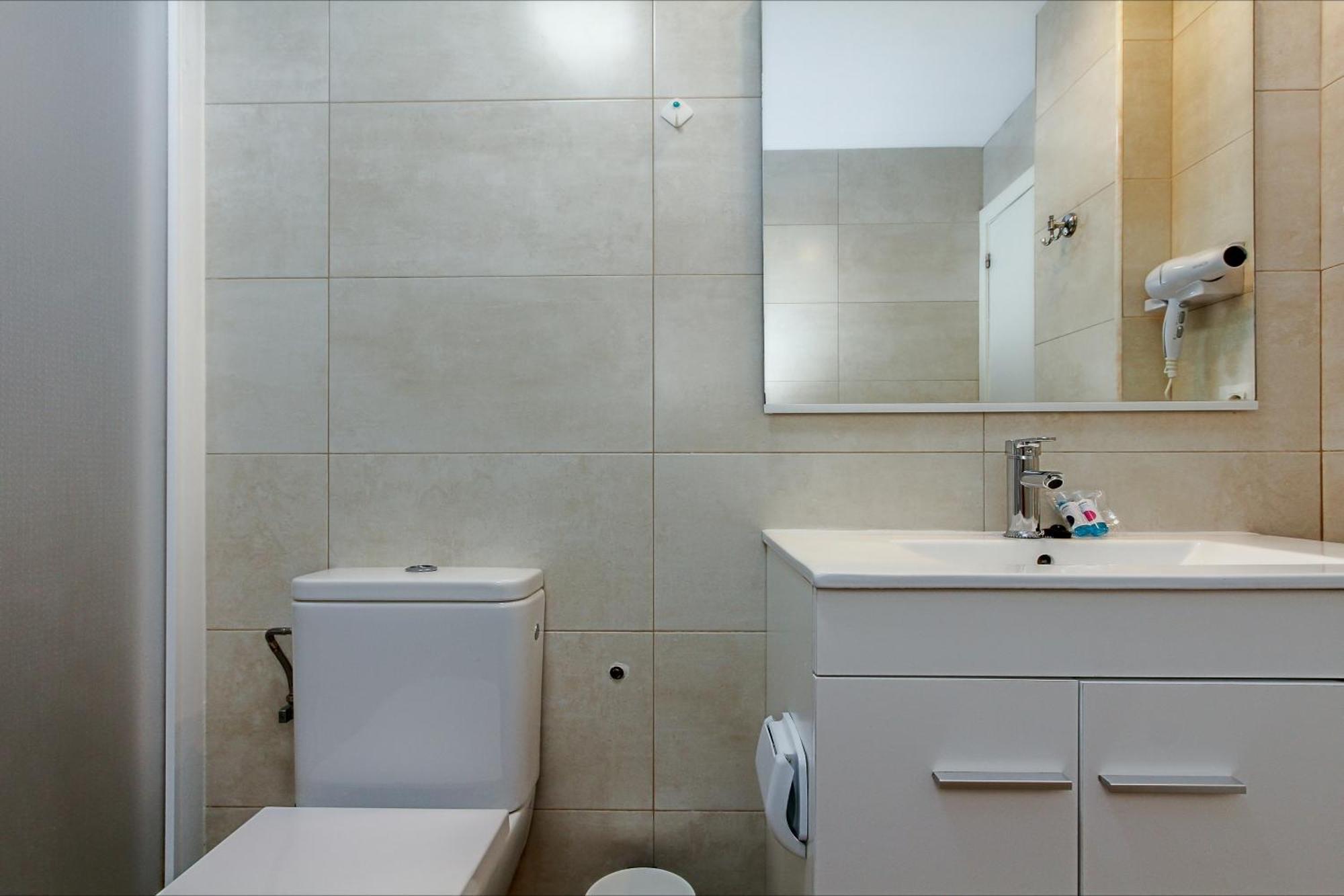 Seven Seas Apartment *