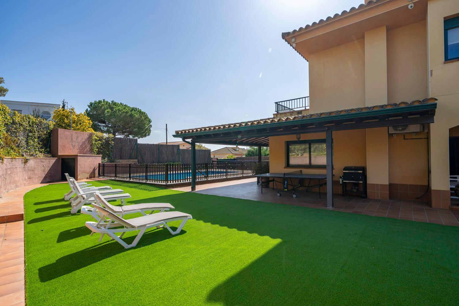Margot Lux, Ideal Familias, Piscina & Aircon *