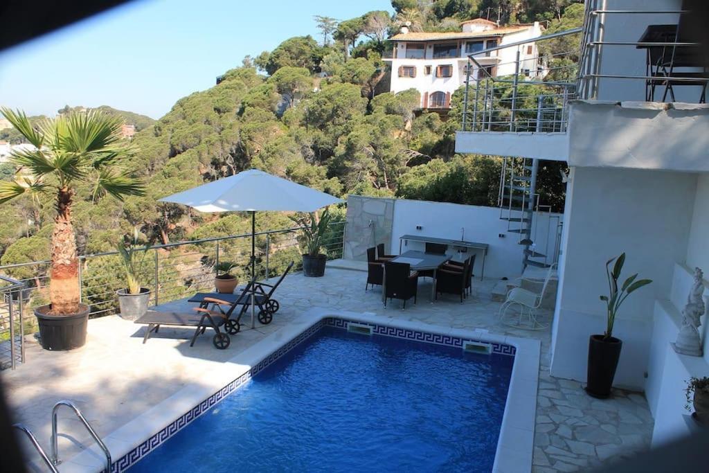 Lloret De Mar, Casa Arjane *