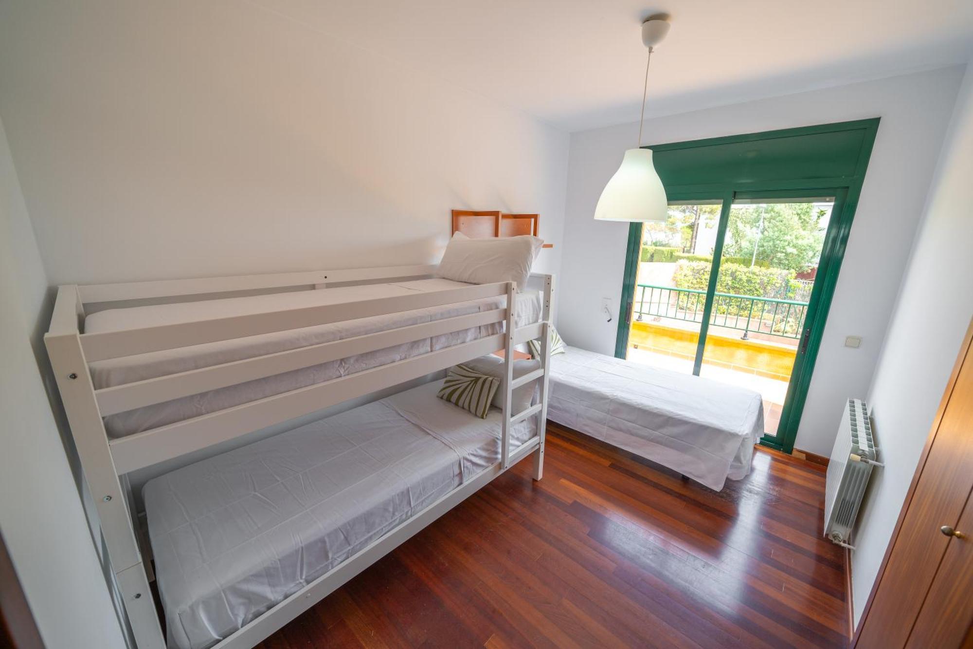 Margot Lux, Ideal Familias, Piscina & Aircon Villa *