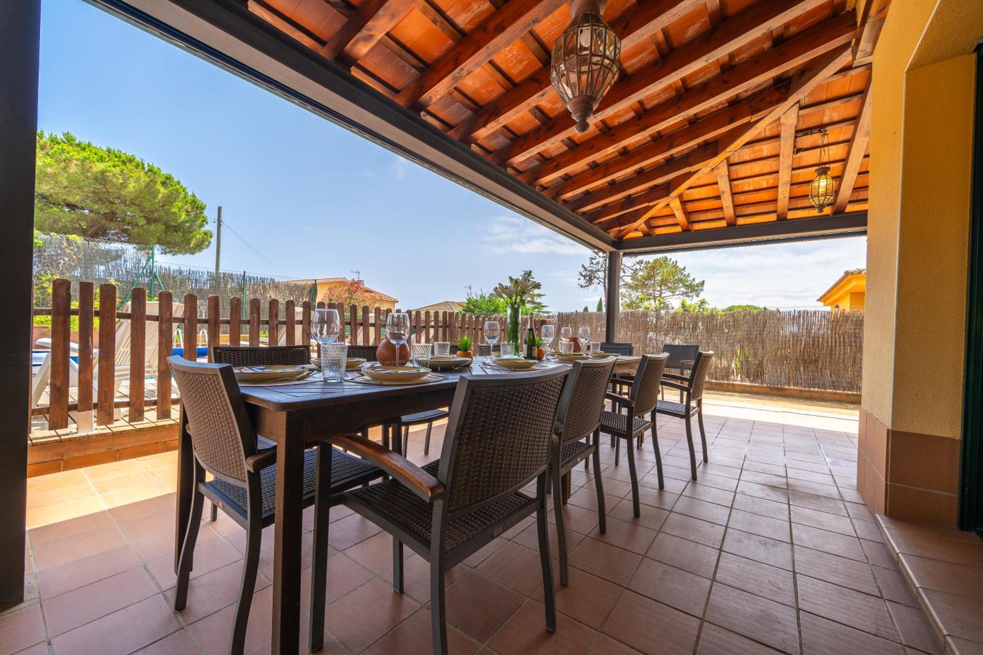 Villa Margot Lux, Ideal Familias, Piscina & Aircon *