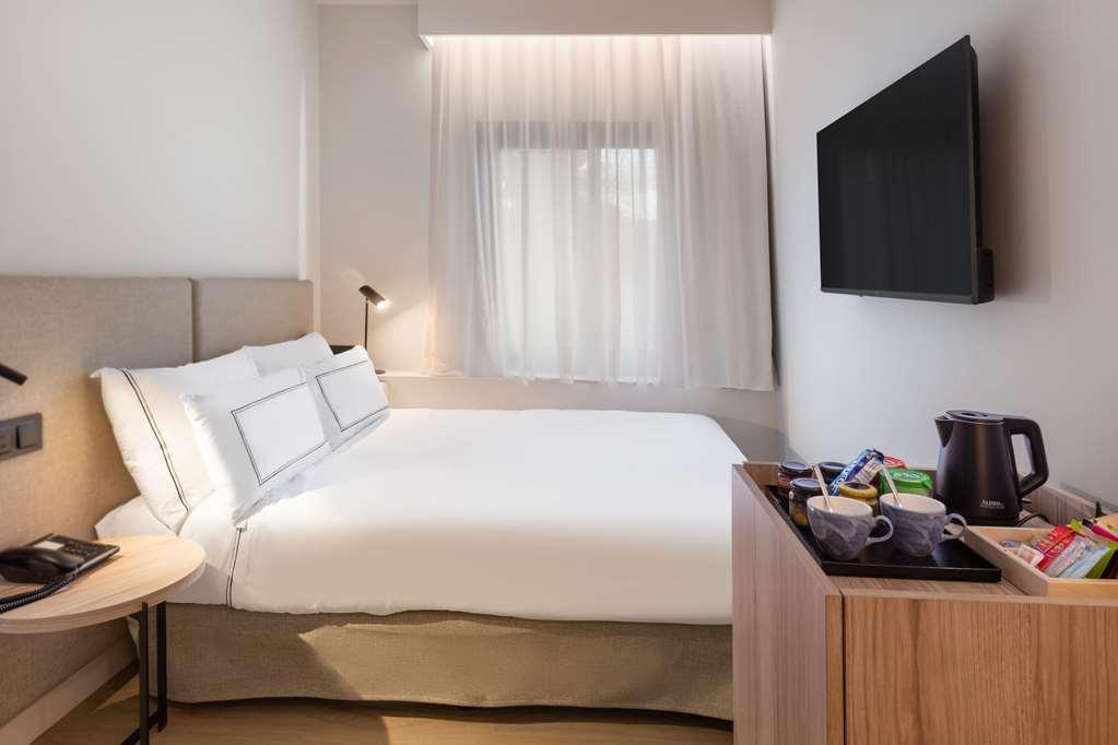 Melia Hotel *