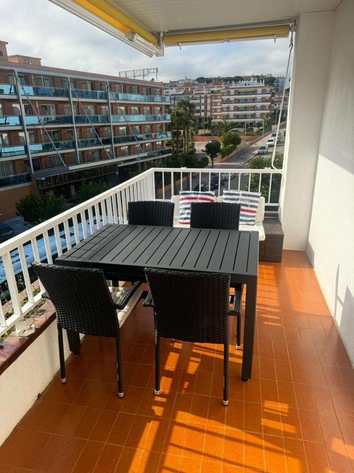 Lujoso Piso Enfrente De Playa De Fenals, 2 Terrazas Appartement Lloret de Mar