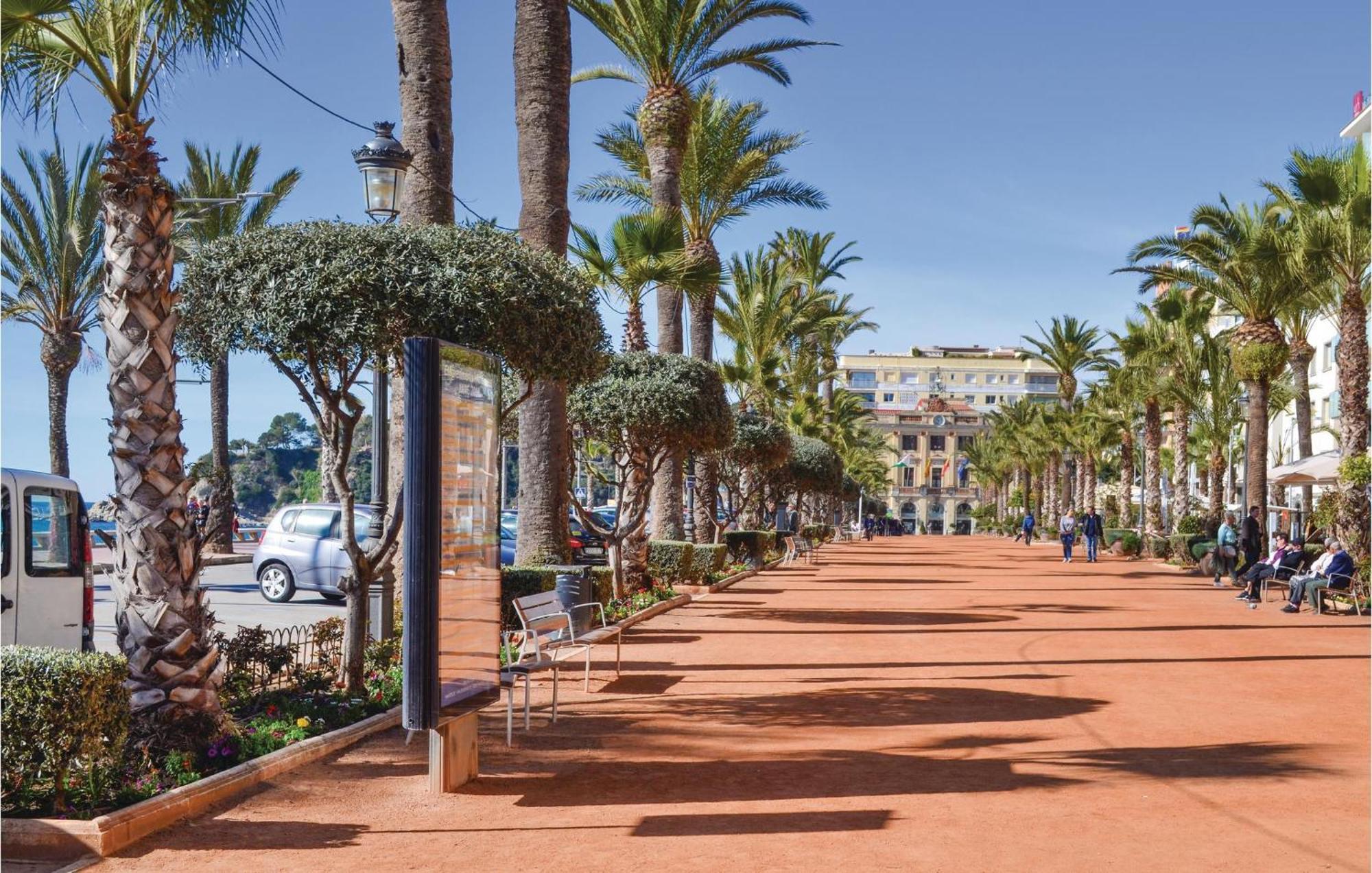 3 Bedroom Beautiful In Appartement *