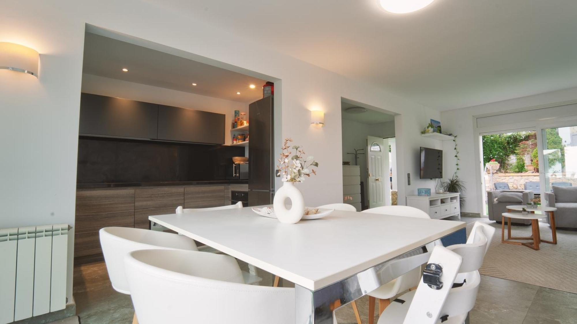 Seahomes Vacations - Serenity Cala Canyelles Villa *