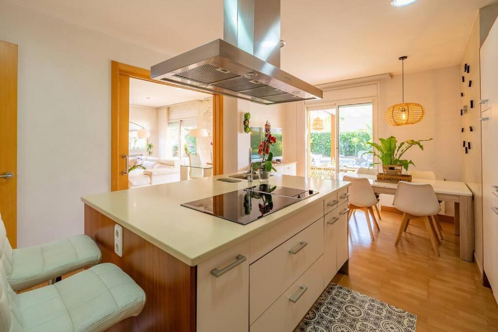 Beverly Hills Lux - Design