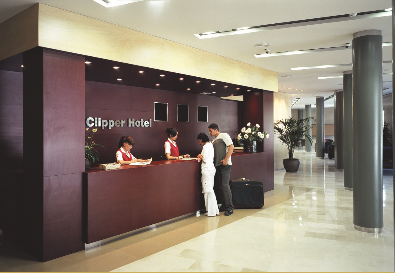 Clipper Hotel 2*