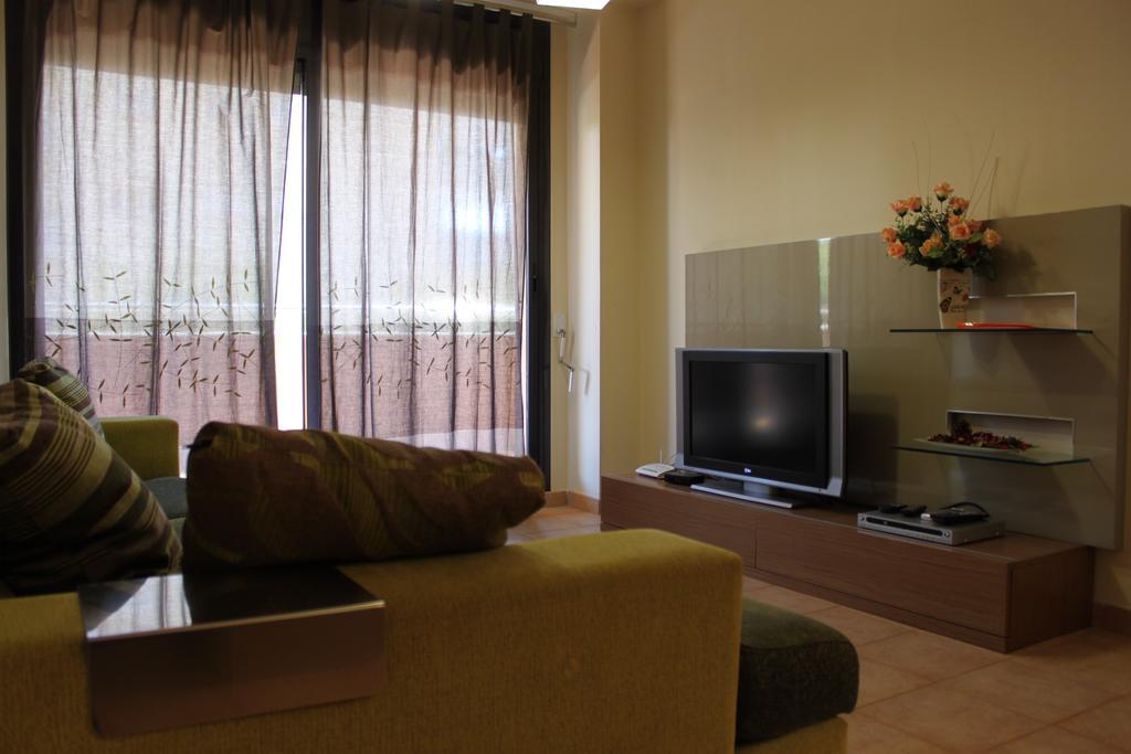 Apartamento Con Piscina A 300m Playa Fenals-lloret