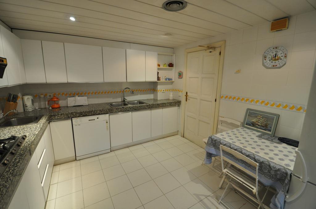 Penthouse -lloret Holiday Apartment