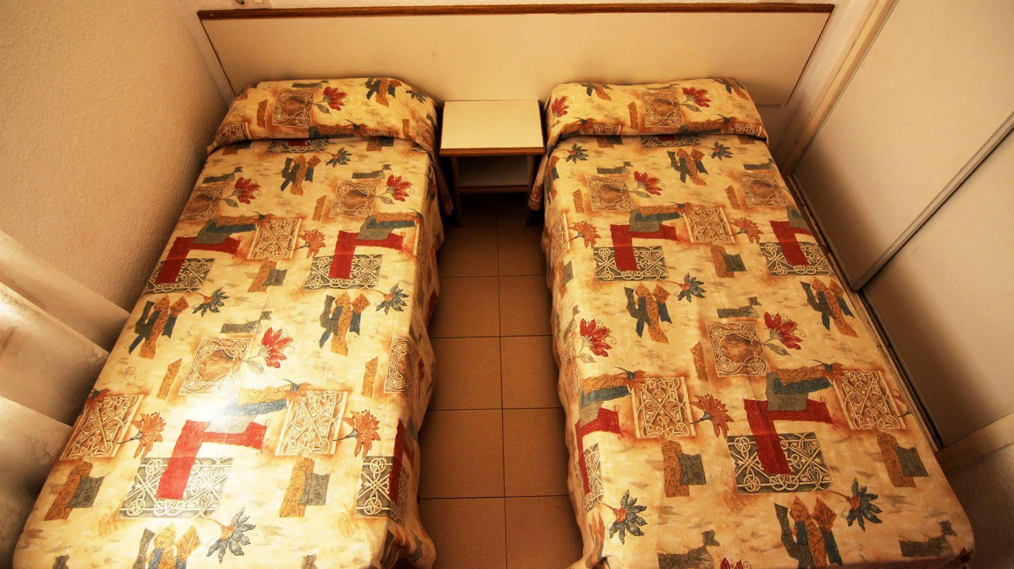 Zodiac Apartment *