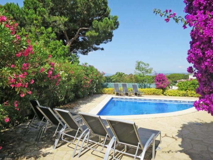 Bequia Villa Lloret de Mar