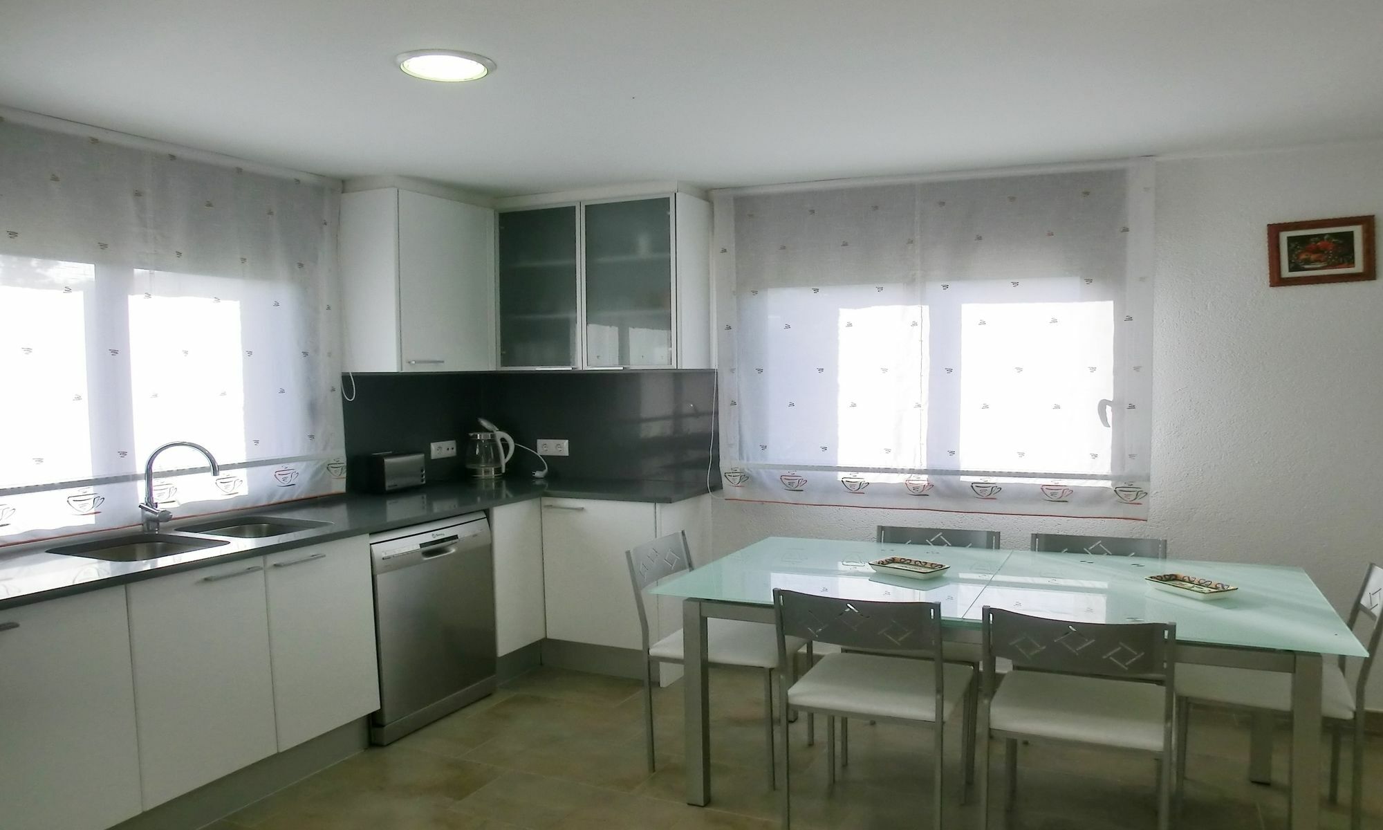104649 In Apartment *