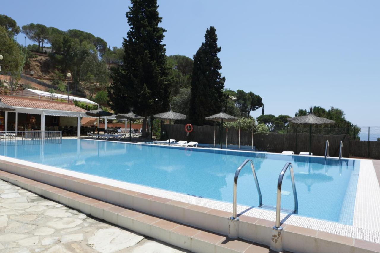 Happy Camp Mobile Homes In Senia Cala Canyelles Campsite Lloret de Mar