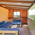 Villa Roses With Swimming Pool & Mountain View