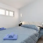 Apartment Caravela Beach By Interhome