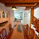 Villa Elisa 6 People Lloret De Mar
