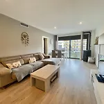 Valde Housing / Sa Caleta Y Playa / Parking Gratis