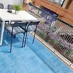 Apartamento Con Terraza Vistas Al Mar