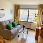 Apartamento Con Piscina En La Playa De Fenals